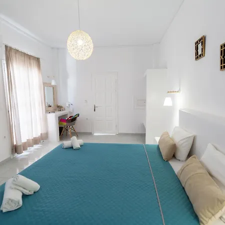 Otel Sfiga Perissa (Santorini)